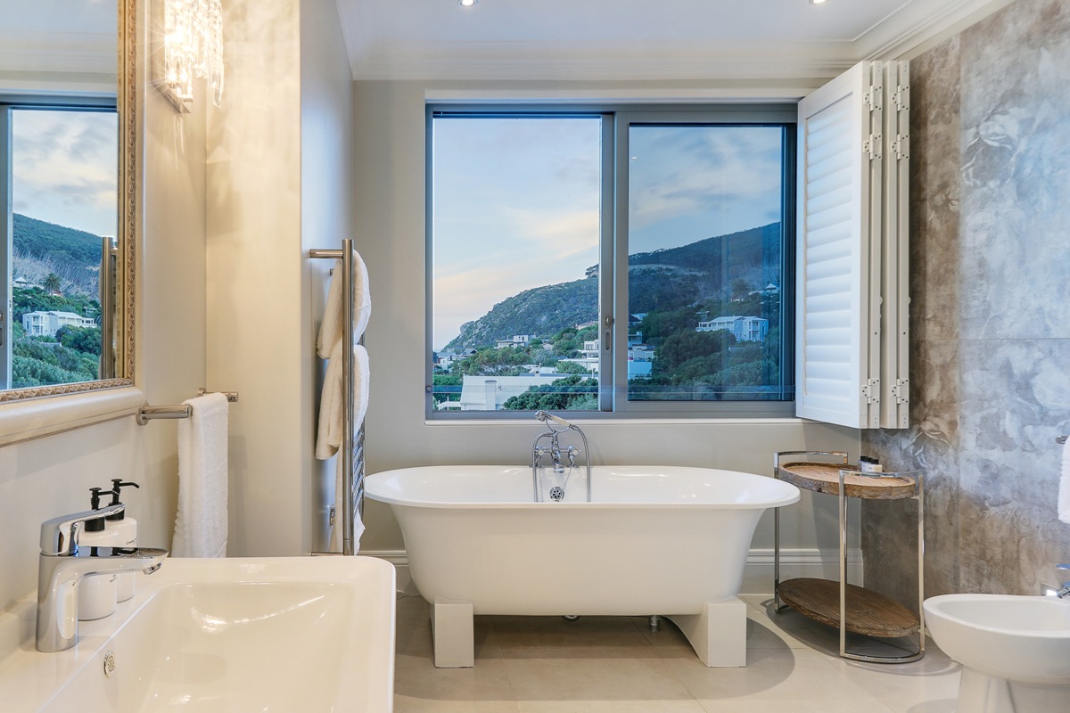 6 Bedrooms Bedrooms, ,6 BathroomsBathrooms,Villa,Vacation Rental,94481118