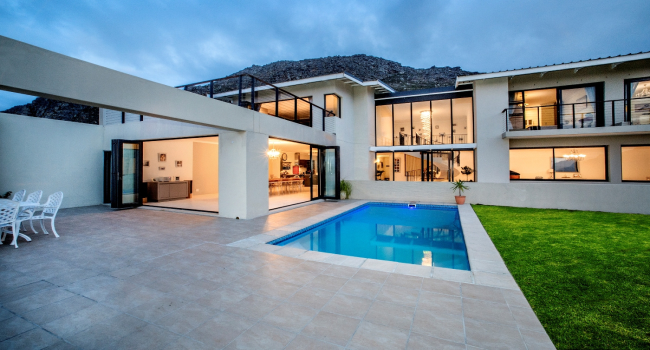 4 Bedrooms Bedrooms, ,4 BathroomsBathrooms,Villa,Vacation Rental,189329267